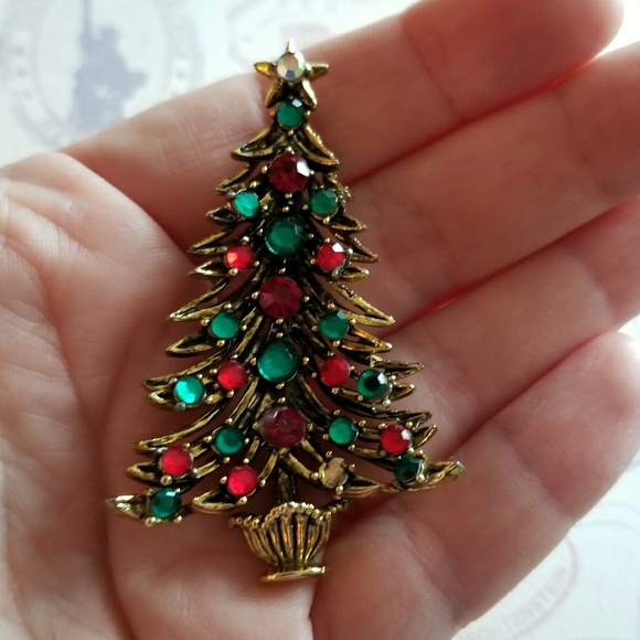 Christmas Tree Pin Vintage Holiday Brooch Gold Tone Red and Green Enamel Accents